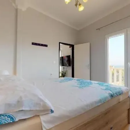 Beachfront Mihovil *