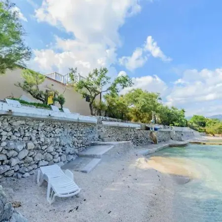 Villa Beachfront Mihovil *