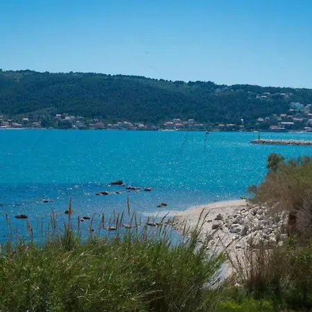 Villa Beachfront Mihovil