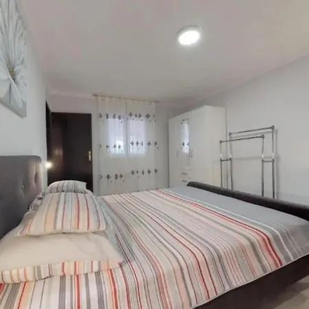 Beachfront Mihovil Villa *