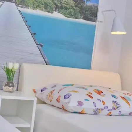 Beachfront Mihovil * Kaštel Štafilić
